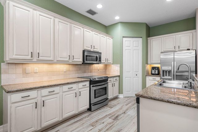 8564 BREEZY OAK Way, Boynton Beach, FL 33473