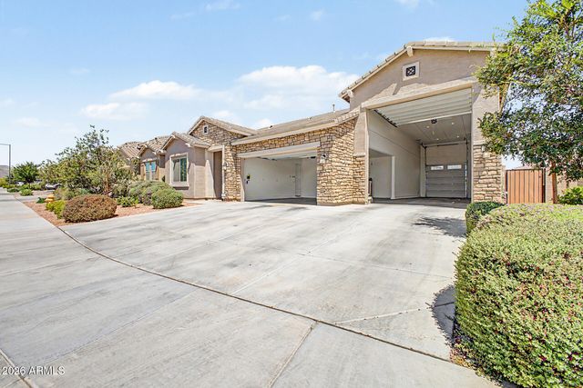19610 W AVALON Drive, Buckeye, AZ 85396