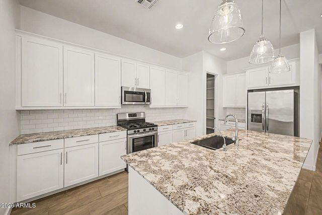 19610 W AVALON Drive, Buckeye, AZ 85396