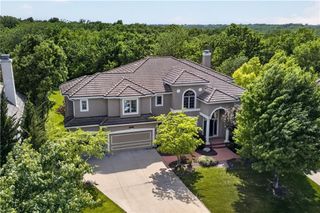 20619 W 88th Street, Lenexa, KS 66220