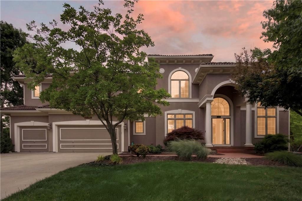 20619 W 88th Street, Lenexa, KS 66220
