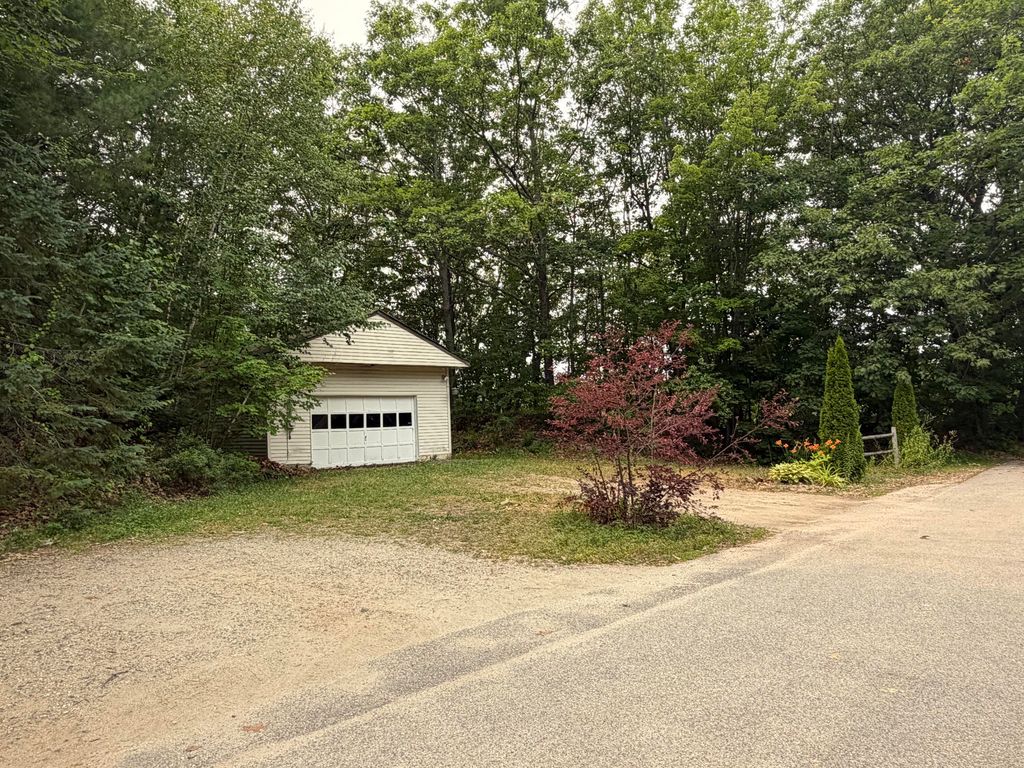 21 7th Street, Auburn, ME 04210 — exterior