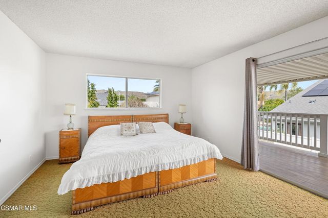 635 W Velarde Drive, Thousand Oaks, CA 91360