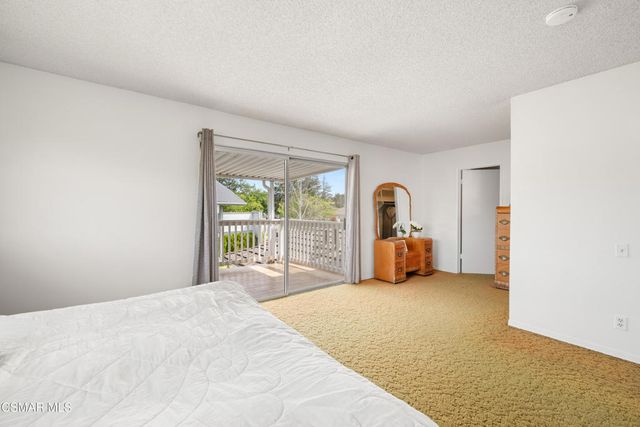 635 W Velarde Drive, Thousand Oaks, CA 91360