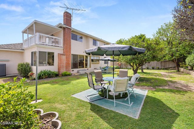 635 W Velarde Drive, Thousand Oaks, CA 91360