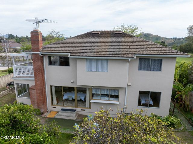 635 W Velarde Drive, Thousand Oaks, CA 91360