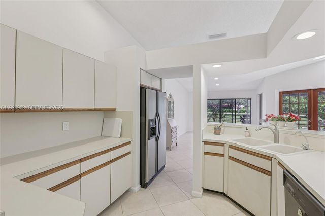 22792 Marbella Cir, Boca Raton, FL 33433