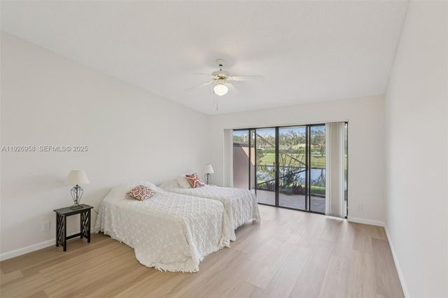 22792 Marbella Cir, Boca Raton, FL 33433