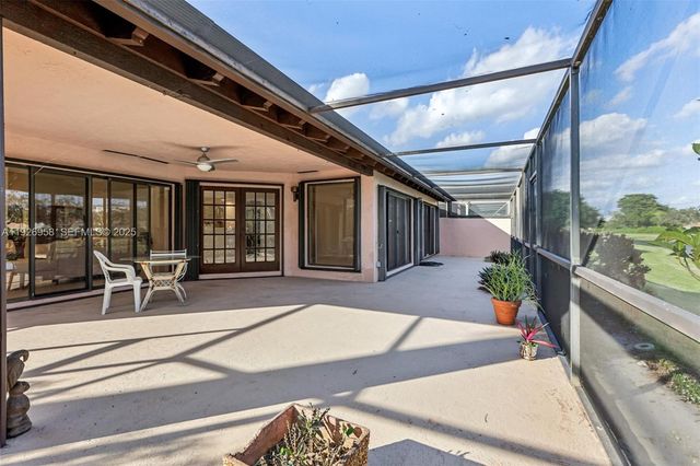 22792 Marbella Cir, Boca Raton, FL 33433