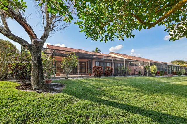 22792 Marbella Cir, Boca Raton, FL 33433