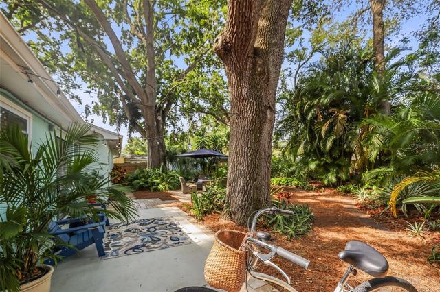 1738 SAN MATEO DRIVE, Dunedin, FL 34698