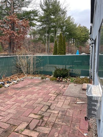 88 Wakelee Road APT 22, Waterbury, CT 06705