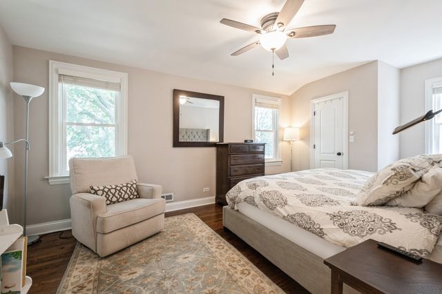 5224 N New England Avenue, Chicago, IL 60656