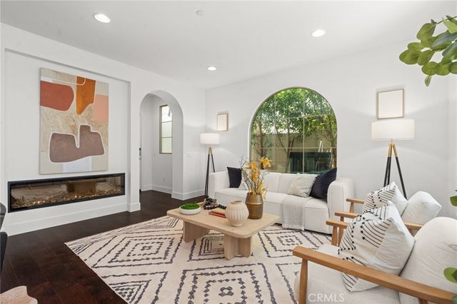 5246 Pacific Terrace, Hawthorne, CA 90250
