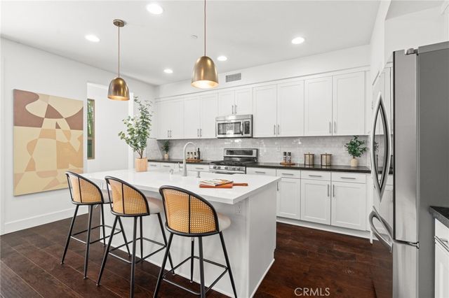 5246 Pacific Terrace, Hawthorne, CA 90250