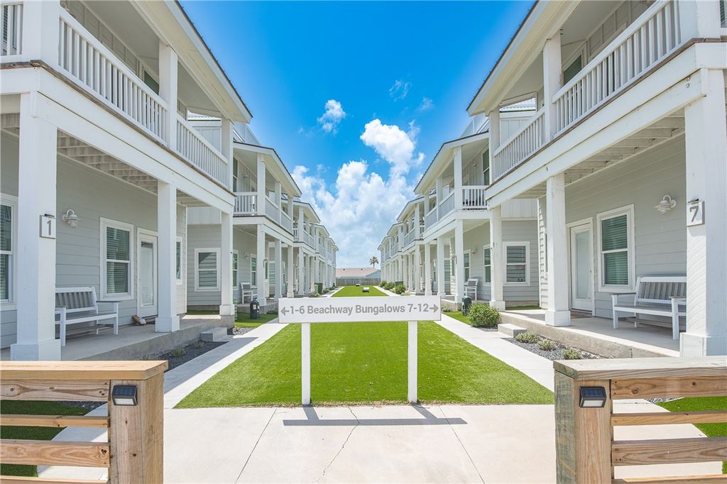237 N Station St 8, Port Aransas, TX 78373