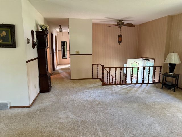 1301 ERIE Street, Saegertown, PA 16433