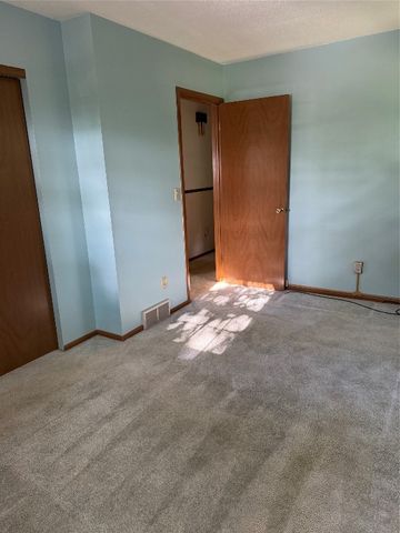 1301 ERIE Street, Saegertown, PA 16433