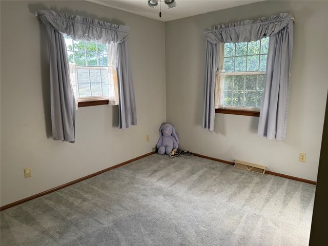 1301 ERIE Street, Saegertown, PA 16433