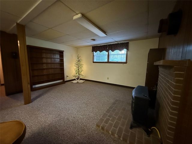 1301 ERIE Street, Saegertown, PA 16433