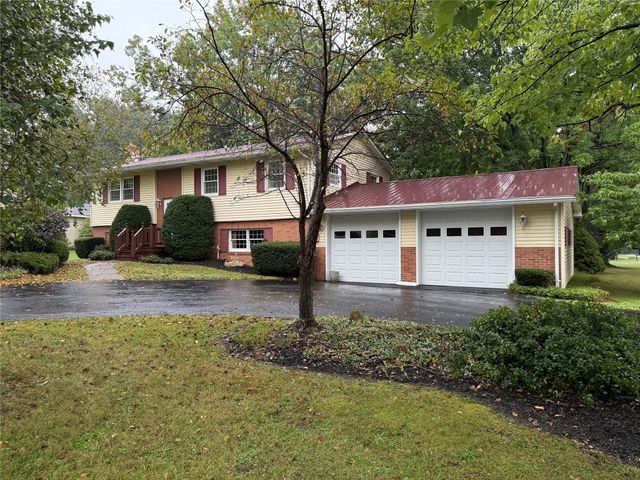 1301 ERIE Street, Saegertown, PA 16433