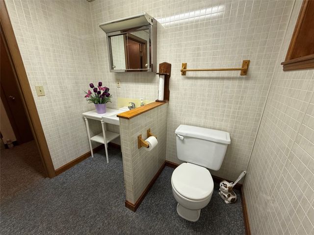 1301 ERIE Street, Saegertown, PA 16433