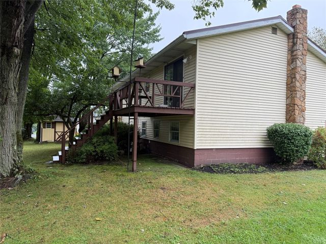 1301 ERIE Street, Saegertown, PA 16433