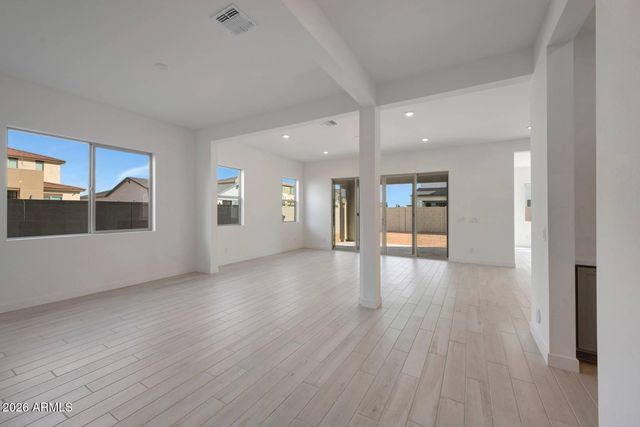 2405 E LECCINO Drive, San Tan Valley, AZ 85140