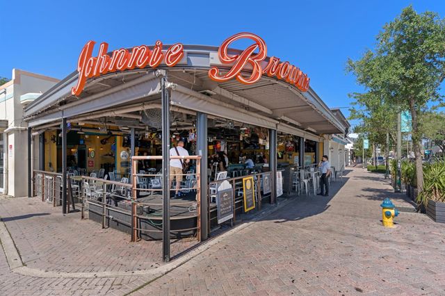 14360 Strathmore Lane 404, Delray Beach, FL 33446