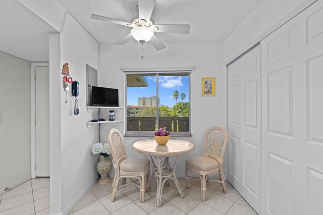 14360 Strathmore Lane 404, Delray Beach, FL 33446