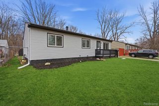 15527 MEADOW Street, Romulus, MI 48174