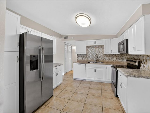 728 WESTBROOK AVENUE, Brandon, FL 33511