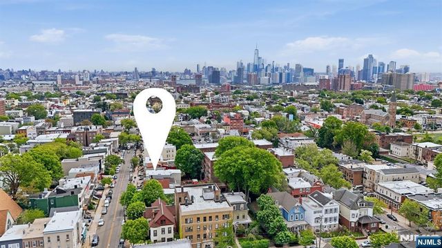 120 Hutton Street, Jersey City, NJ 07307