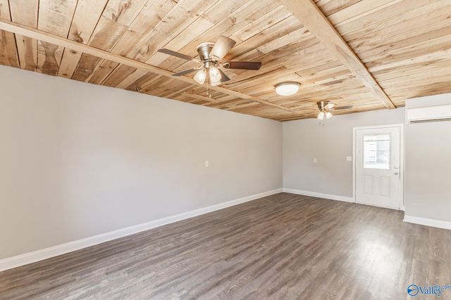 29536 Veto Road, Elkmont, AL 35620