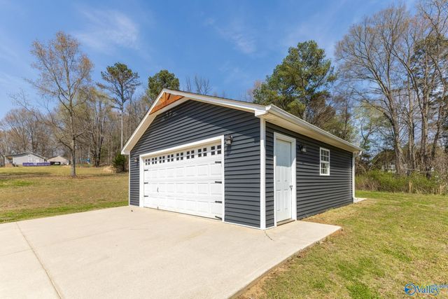 29536 Veto Road, Elkmont, AL 35620
