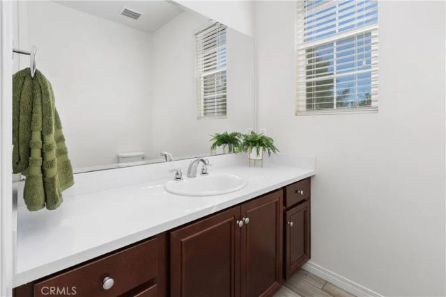 40410 Calle Real, Murrieta, CA 92563