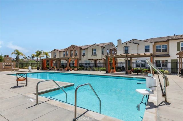 40410 Calle Real, Murrieta, CA 92563