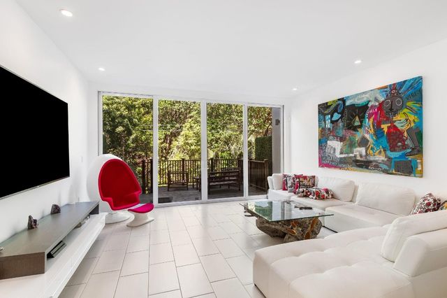 2477 NE 135th Street, North Miami, FL 33181