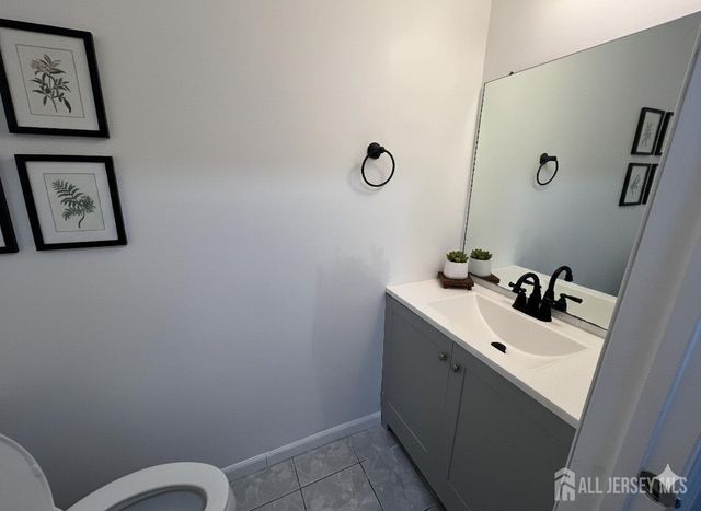 68 Delancy Court, North Brunswick, NJ 08902