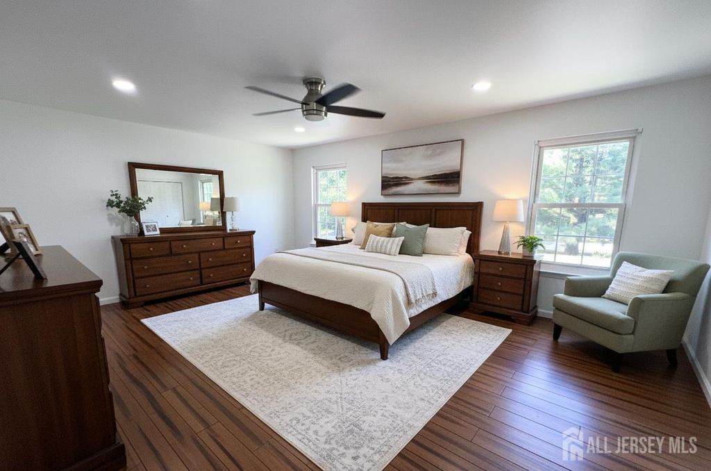 68 Delancy Court, North Brunswick, NJ 08902