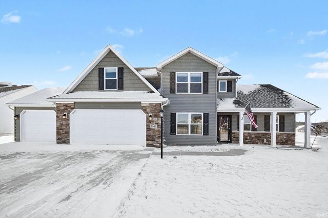 3940 E Kings Pass, Warsaw, IN 46582