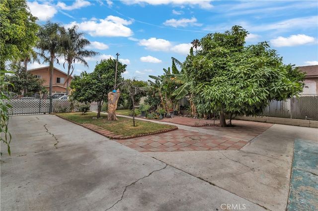 127 W 111th St, Los Angeles, CA 90061