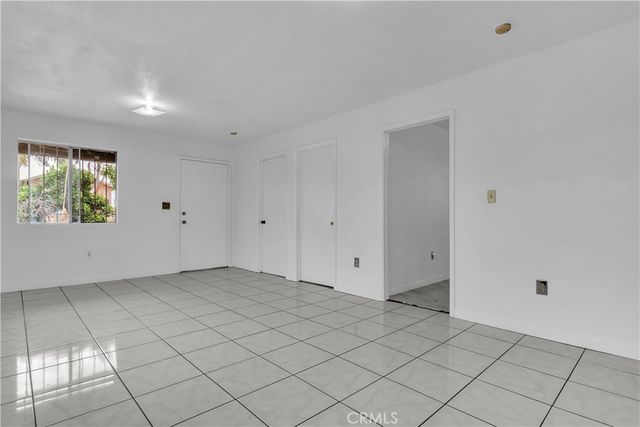 127 W 111th St, Los Angeles, CA 90061