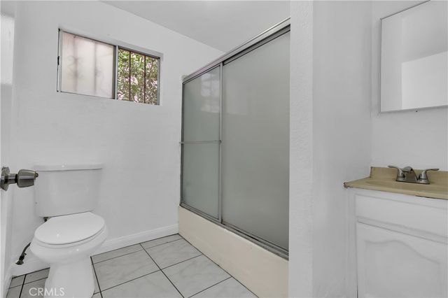 127 W 111th St, Los Angeles, CA 90061