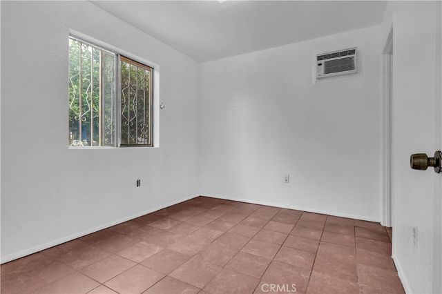 127 W 111th St, Los Angeles, CA 90061