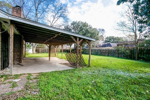 14918 Silver Green Drive S, Channelview, TX 77530