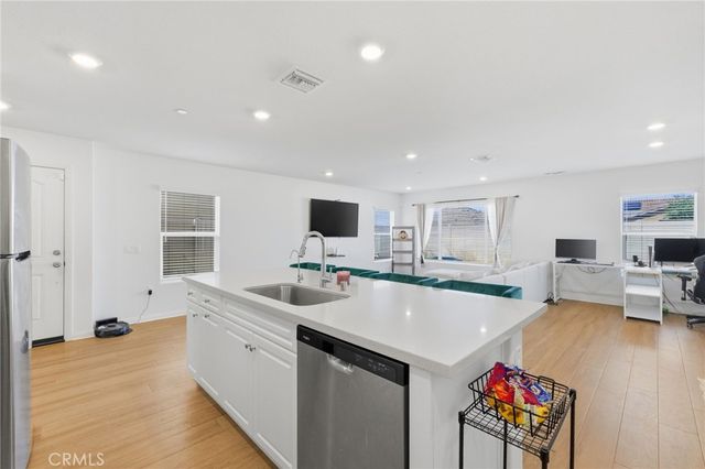 25457 Pine Ridge, Homeland, CA 92548