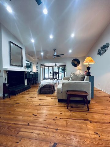 155 LInkside Drive, St Simons Island, GA 31522