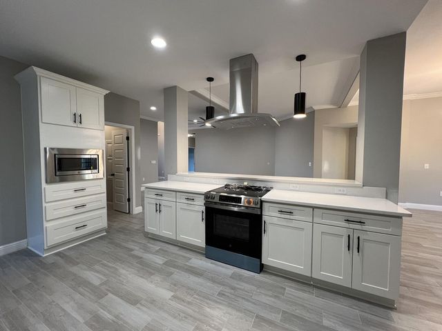 4646 Chanteuse Parkway, Crestview, FL 32539