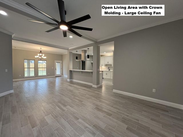 4646 Chanteuse Parkway, Crestview, FL 32539